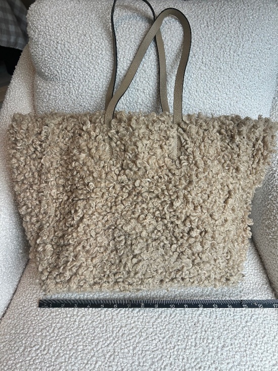 Antropology Handbags - Anthropology sheep-like fabric light tote